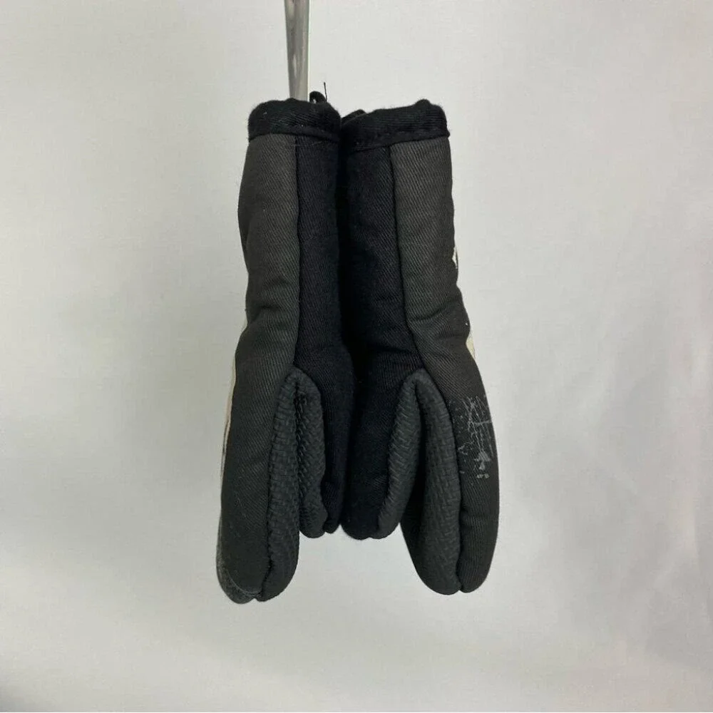 Disney Nightmare Before Christmas Jack & Sally Mini Oven Mitts 2 Pack Black NWT